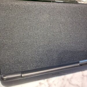 Anker Black wireless charging dock